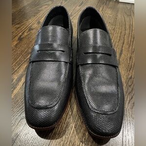 STEVE MADDEN Arnie Penny Loafer In Black W/ Emboss (13)